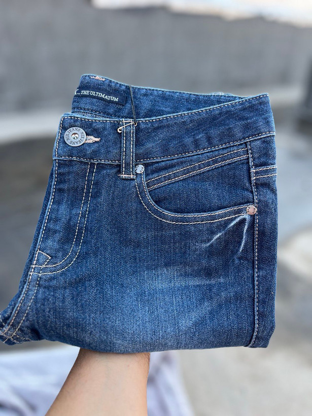 قیمت و خرید جدیدترین و بهترین شلوار جین سایز ریز آبی مدل راسته زنانه رنگ سال 1404-2025 شلوار لی آبی