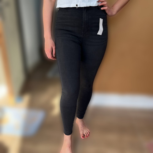 خرید شلوار اسکینی زنانه مشکی جذب طرح لی کشی رنگ ذغالی مدل اسکینی