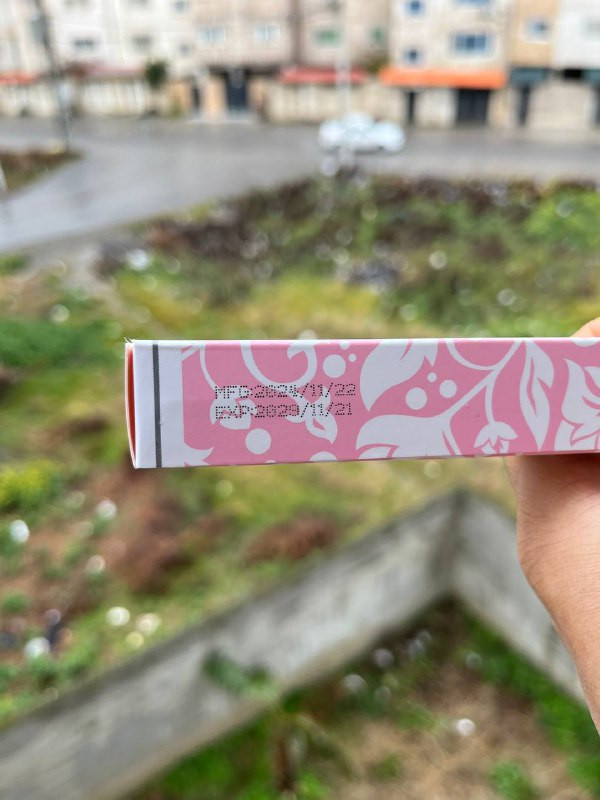 خرید عطر جیبی یارا yara زنانه دخترانه