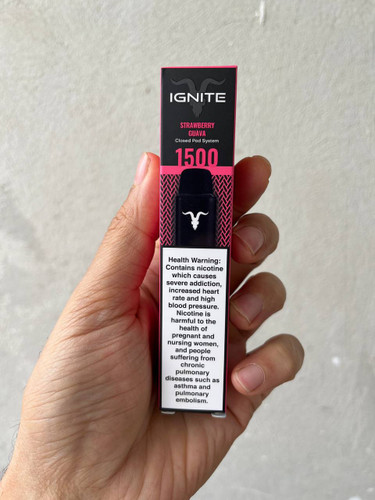 ویپ پاد یکبار مصرف 1500 پاف برند ایگنایت IGNITE V15