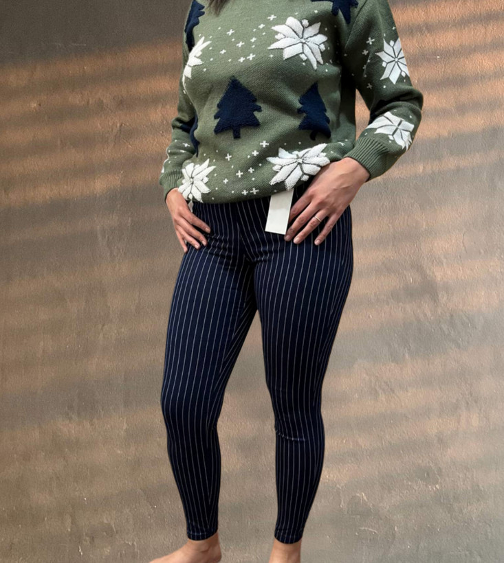 خرید شلوار اسکینی جذب طرح دیپلمات رنگ سورمه ای با تخفیف ویژه